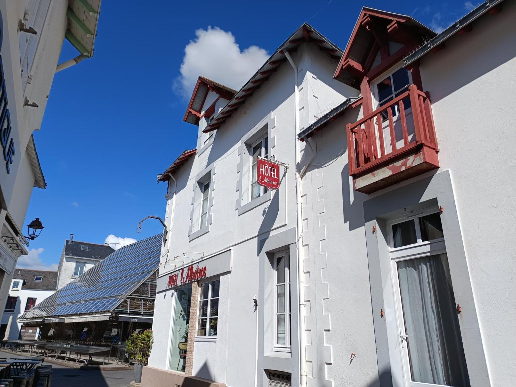 Hotel L'Albatros Le Pouliguen Bagian luar foto